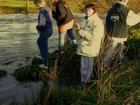 Messung bei Hochwasser, Fr&uuml;hjahr 1999